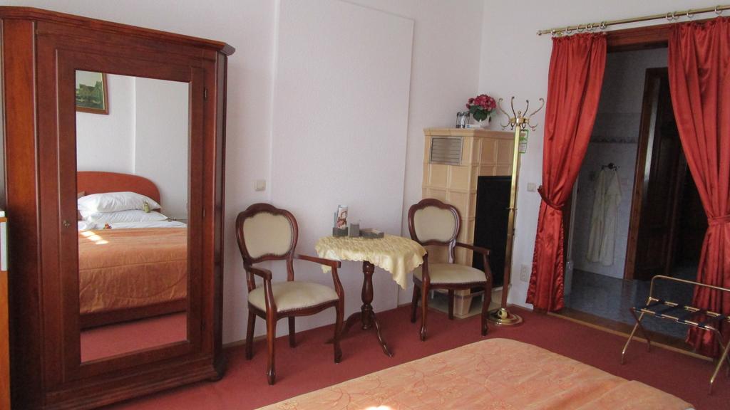 Hotel - Pension Villa Marie 라데보일 외부 사진
